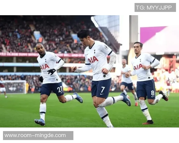 西汉姆联瞄准热刺替补门将金斯基本托加盟热那亚交易临近